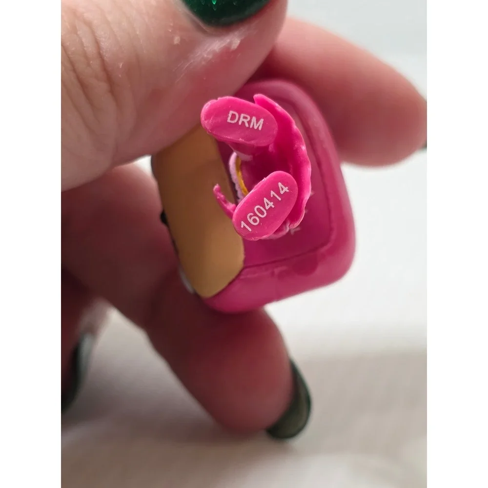 Funko Pint Size‎ Heroes Small Pink Batman Fair MINI size